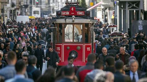 Beş maddede: İstanbul’da kayıtlı nüfus neden azalıyor?